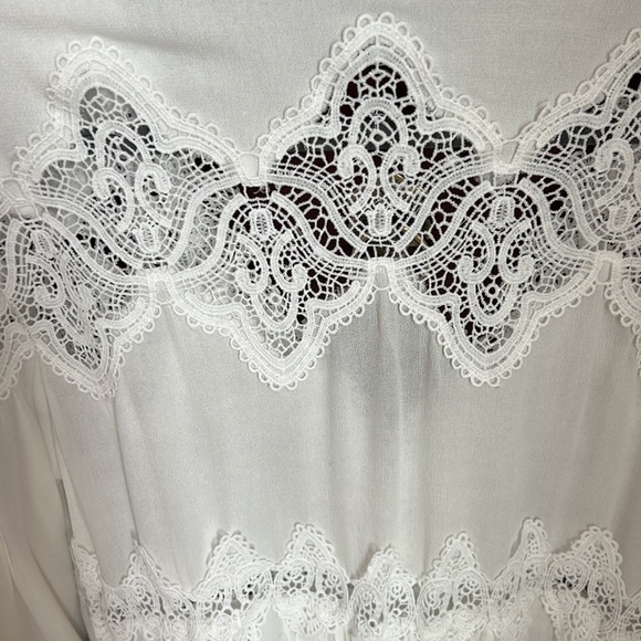 POL Lace Tunic - Picture 6 of 9
